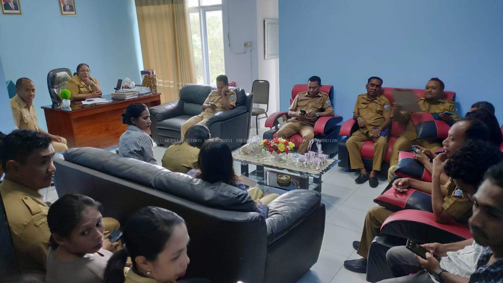 EVALUASI KINERJA DAN TUSI, DISKOMINFOSTAPER GELAR RAPAT BERSAMA