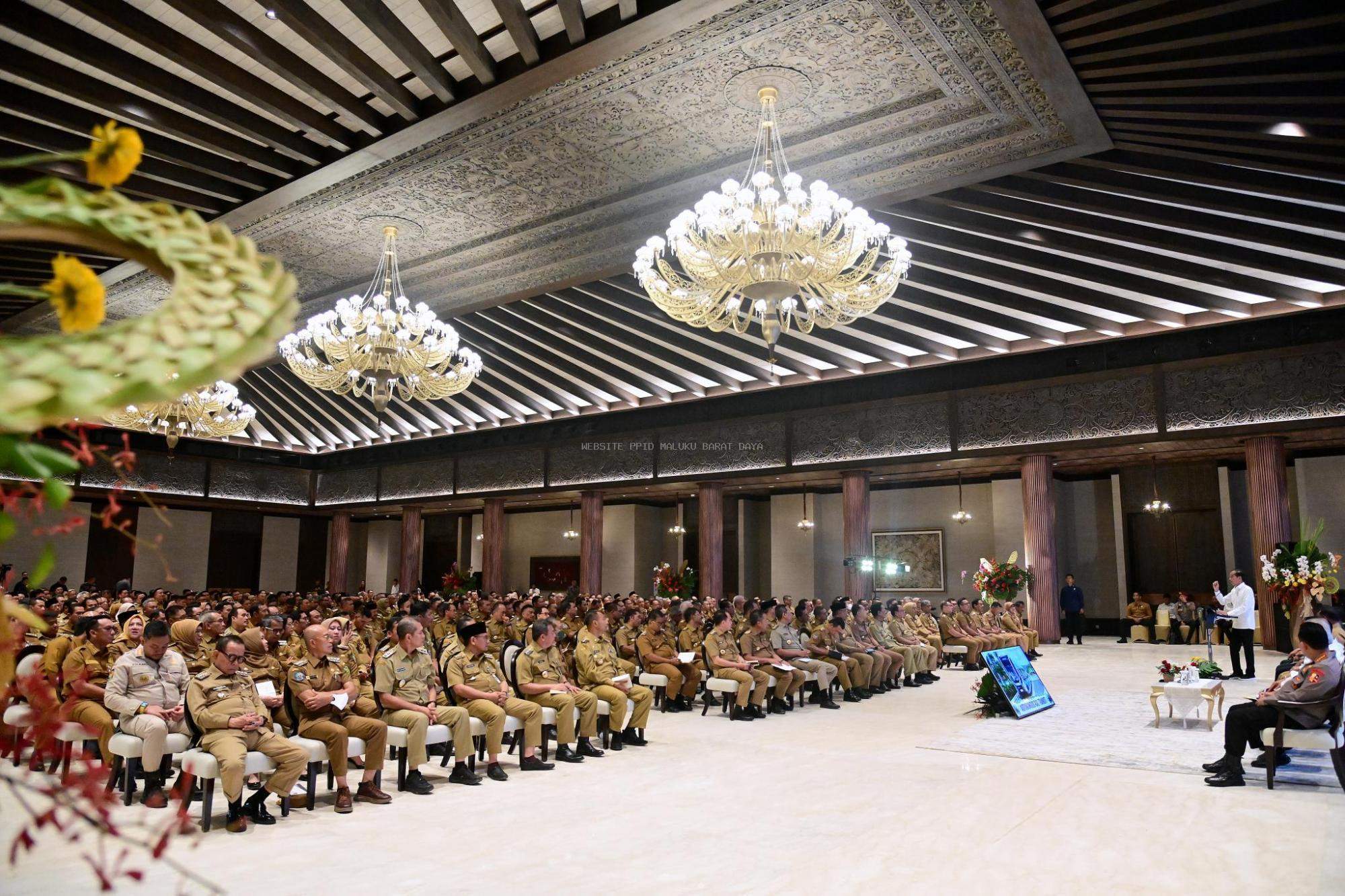 BUPATI MBD HADIRI PENGARAHAN PRESIDEN DI IKN