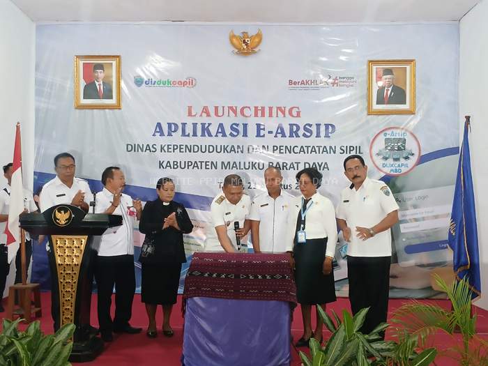 WABUP MBD LAUNCHING APLIKASI E-ARSIP DISDUKCAPIL