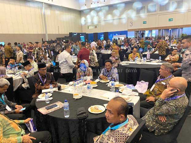 Bupati MBD  Hadiri Rakor Revitalisasi dan Digitalisasi Satuan Pendidikan  ‎